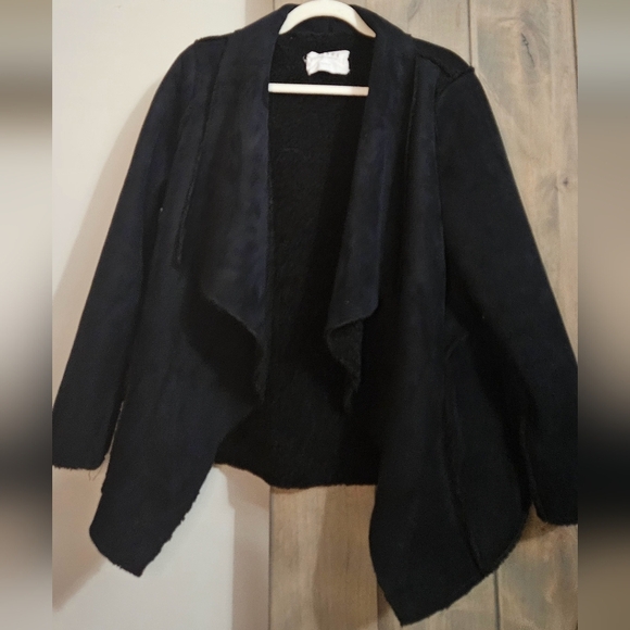 VELVET by Graham&Spencer Faux fur lined  faux suede outer draped jacket. Size S - Picture 3 of 13